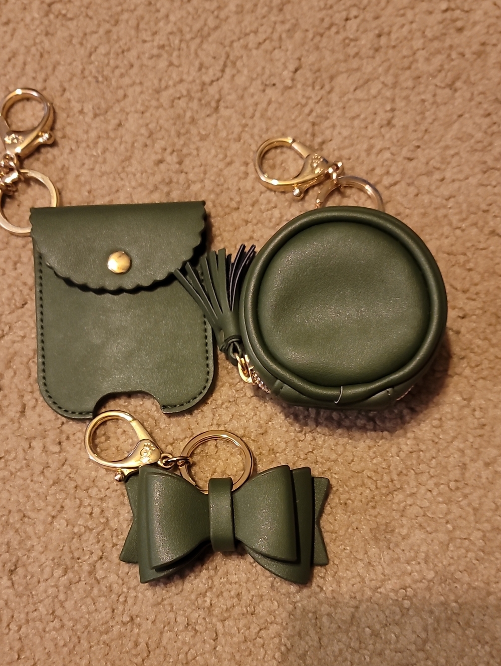 Itzy Ritzy Olive Accessories Bundle
